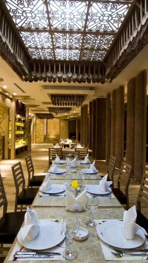 Grand Nur Plaza Hotel Aktau  Zewnętrze zdjęcie