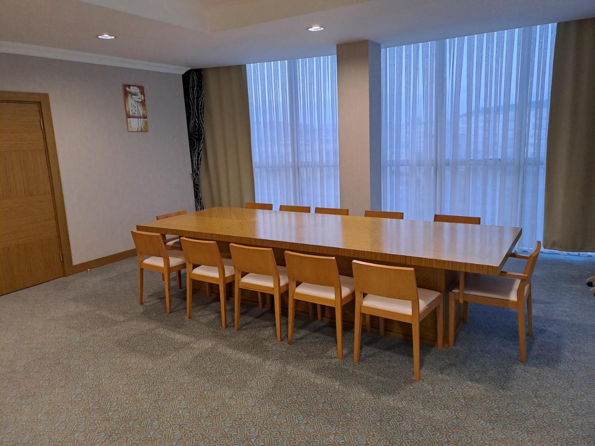 Grand Nur Plaza Hotel Aktau  Zewnętrze zdjęcie