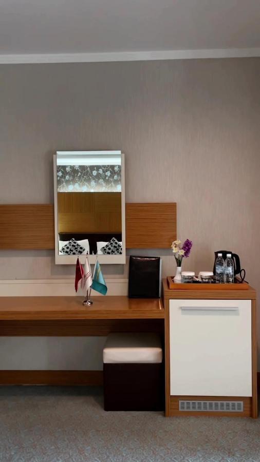 Grand Nur Plaza Hotel Aktau  Zewnętrze zdjęcie