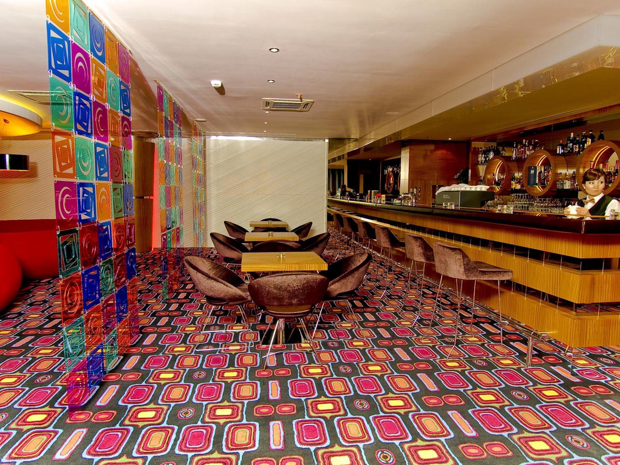 Grand Nur Plaza Hotel Aktau  Zewnętrze zdjęcie